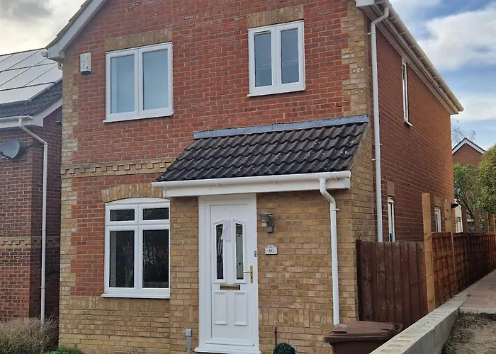 Captivating 3-Bed House In Strood Rochester Kent