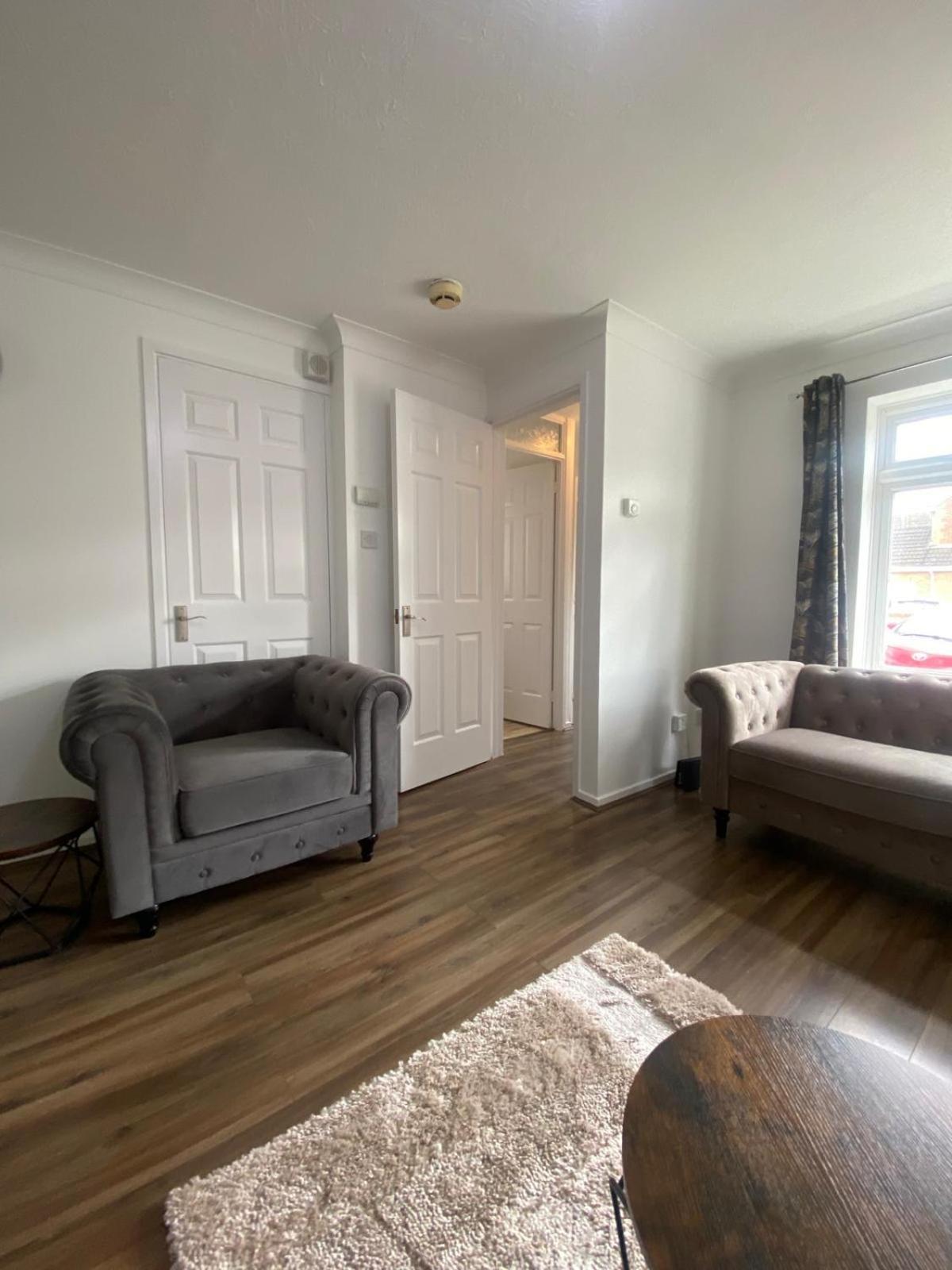 Holiday home Captivating 3-bed House In Strood Rochester Kent Rochester (Kent)